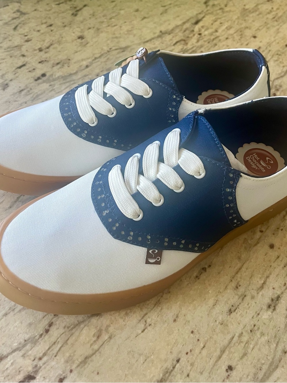 Hot Chocolate Design navy saddle casual sneakers